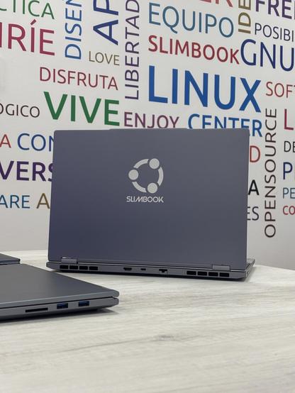 Slimbook with Ubuntu logo engraved