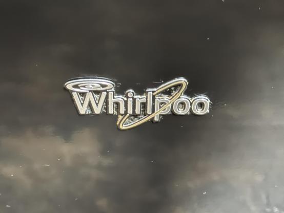 Whirlpool logo except the L is missing